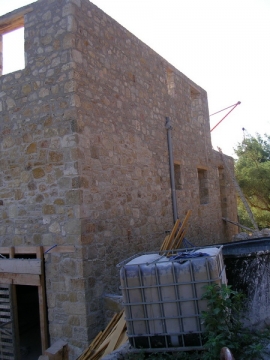 Πέτρινες Κατασκευές